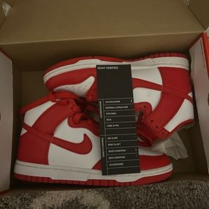 Champion red dunk highs men’s (6.5) women(8) From Goat !!!GREAT CONDITION!!